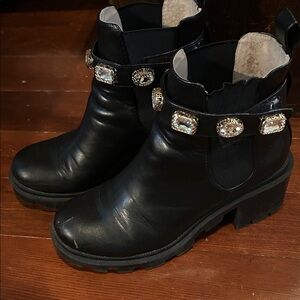 Steve Madden Jewel Collar Boots (6.5)